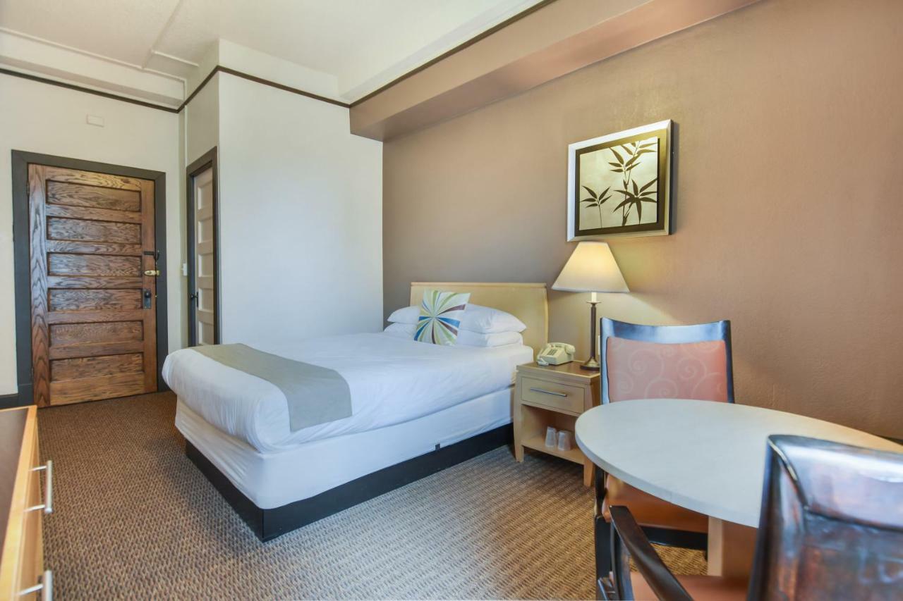 Moore Hotel 시애틀 외부 사진
