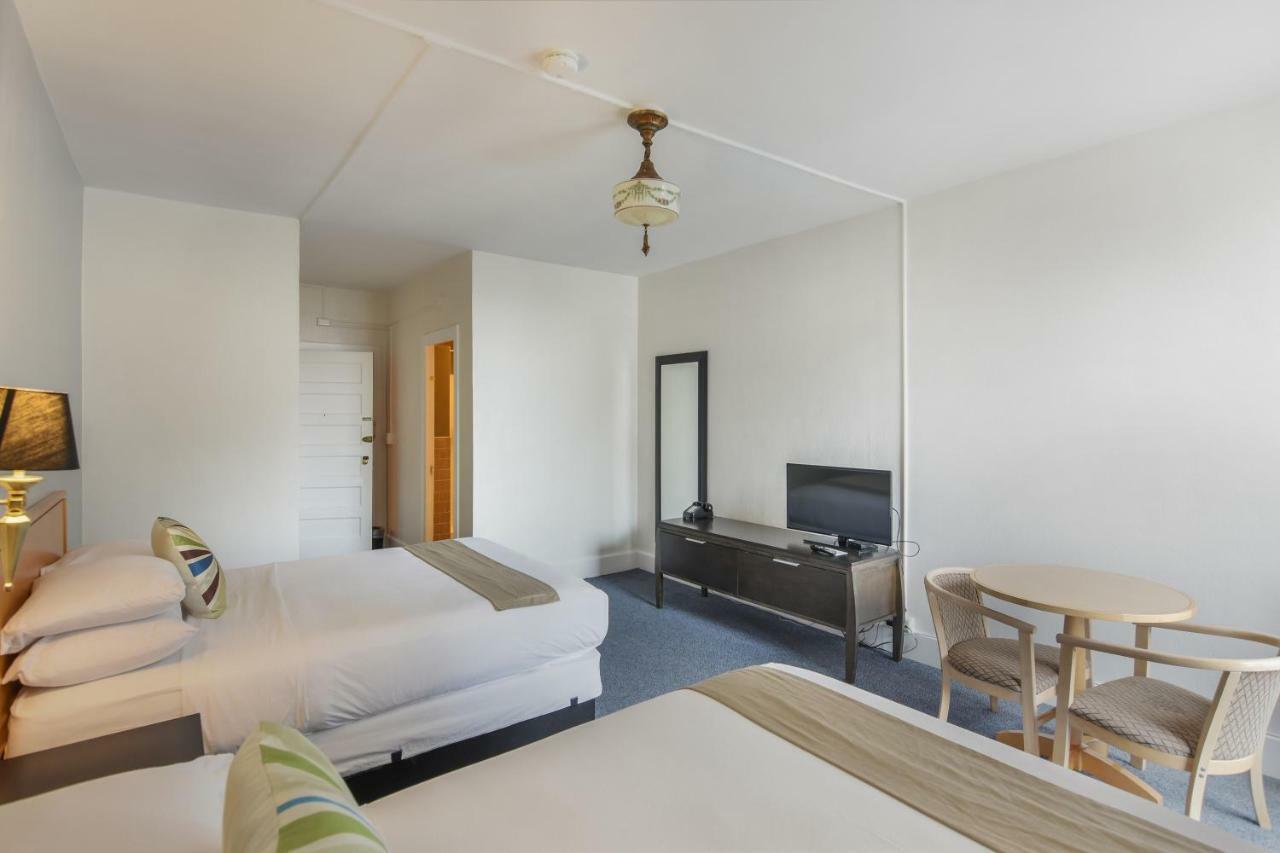 Moore Hotel 시애틀 외부 사진