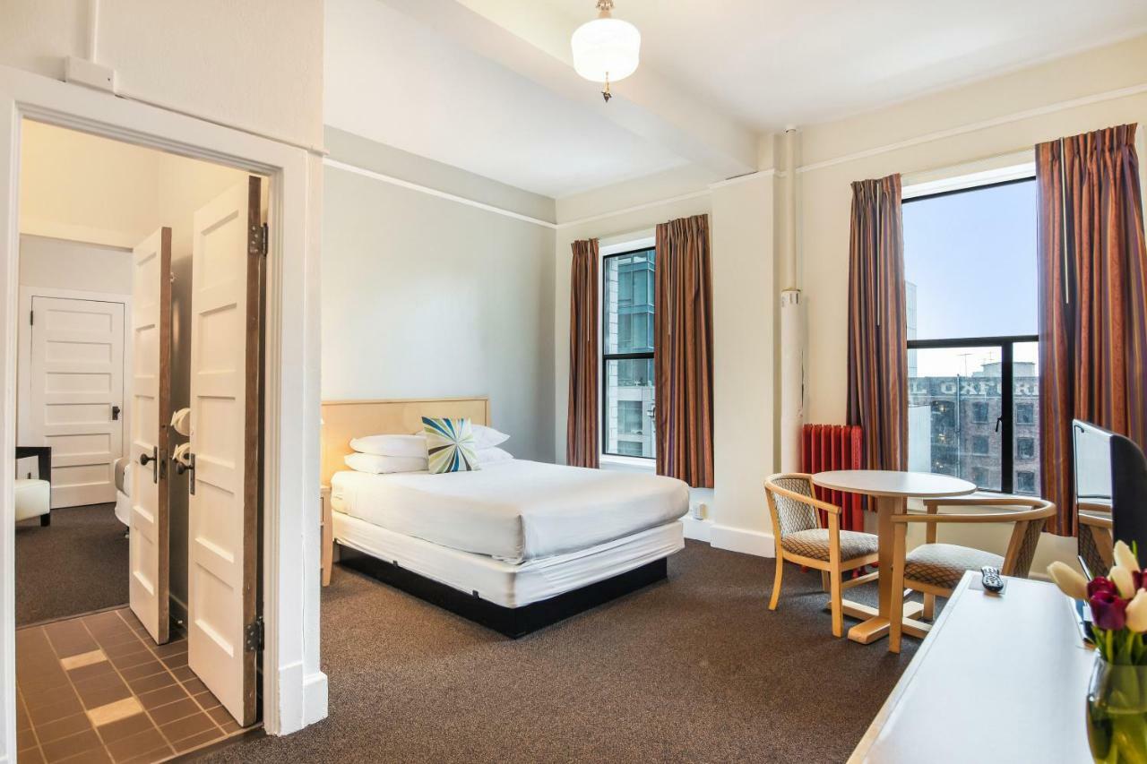 Moore Hotel 시애틀 외부 사진
